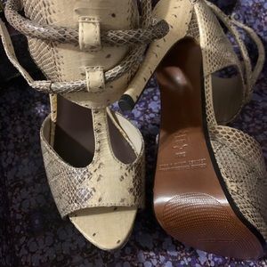 Leon Max Bugsy 6 1/2 US shoes